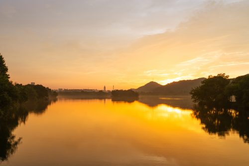 湘湖一景 A view of Xianghu Lake