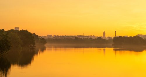 湘湖一景 A view of Xianghu Lake
