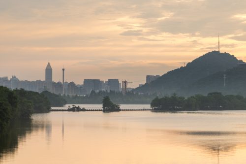 湘湖一景 A view of Xianghu Lake