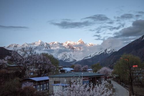 南迦巴瓦峰 Namjagbarwa Peak